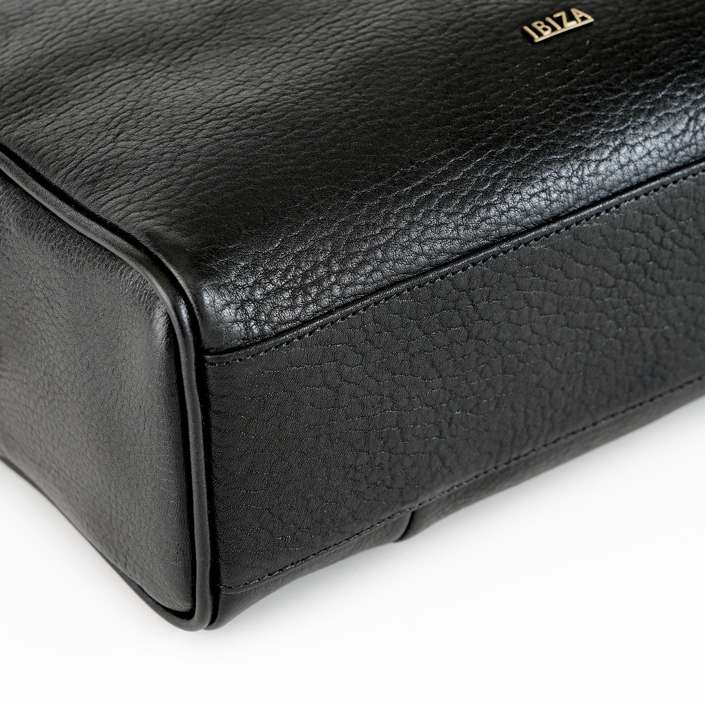 エセンシア　牛革　2WAYバッグ (M)