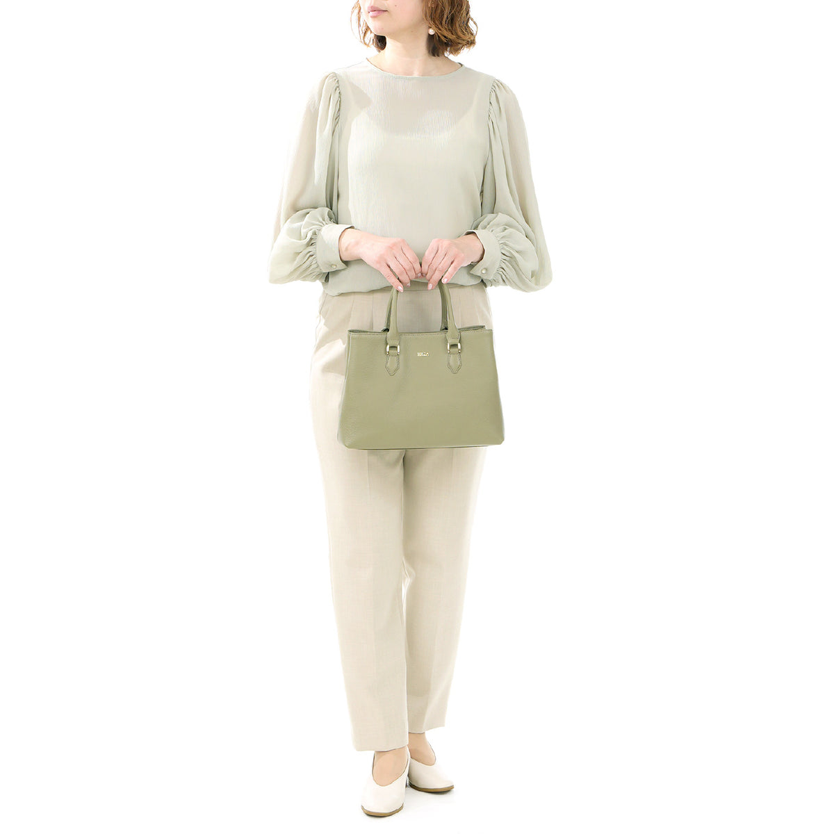 イニシオ　牛革　2WAYバッグ