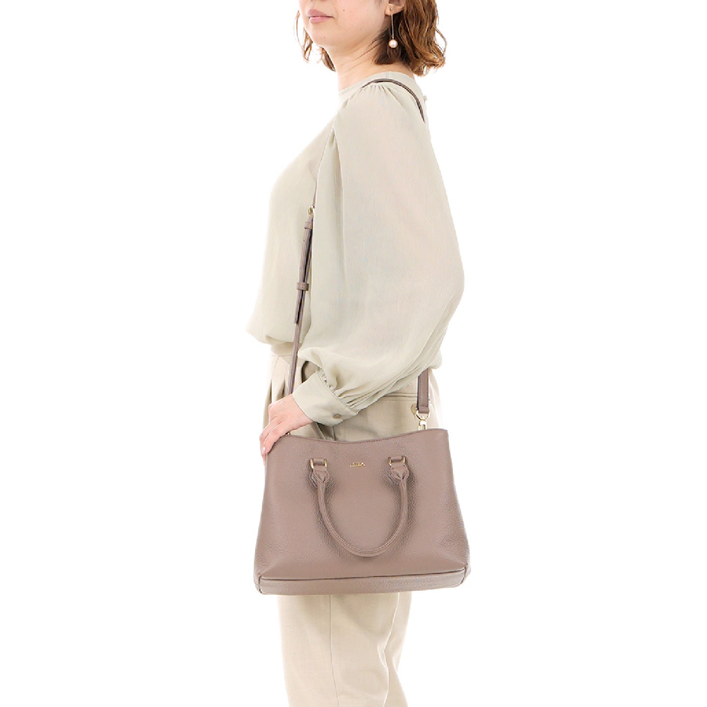 イニシオ　牛革　2WAYバッグ