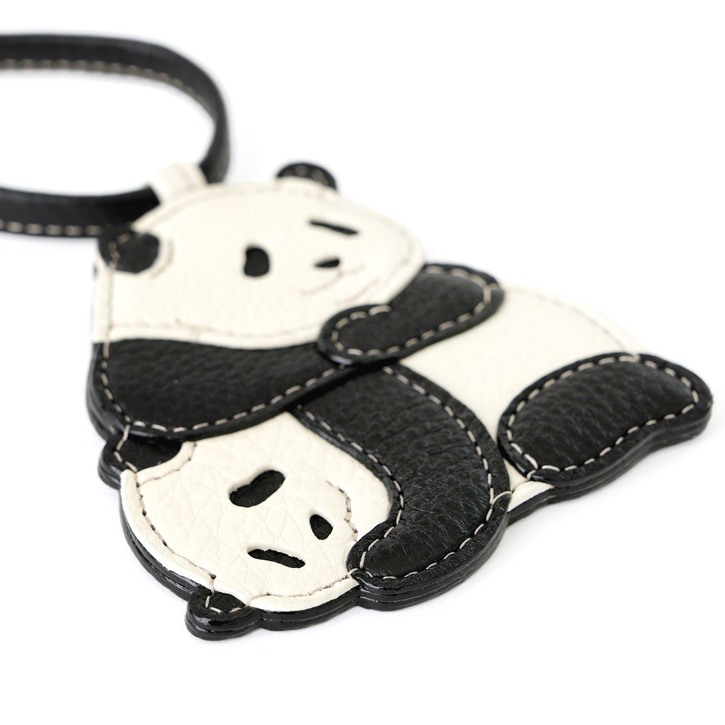 【直営・一部店舗限定】アニマーダ　牛革　チャーム(パンダ)