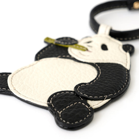 【直営・一部店舗限定】アニマーダ　牛革　チャーム(パンダ)