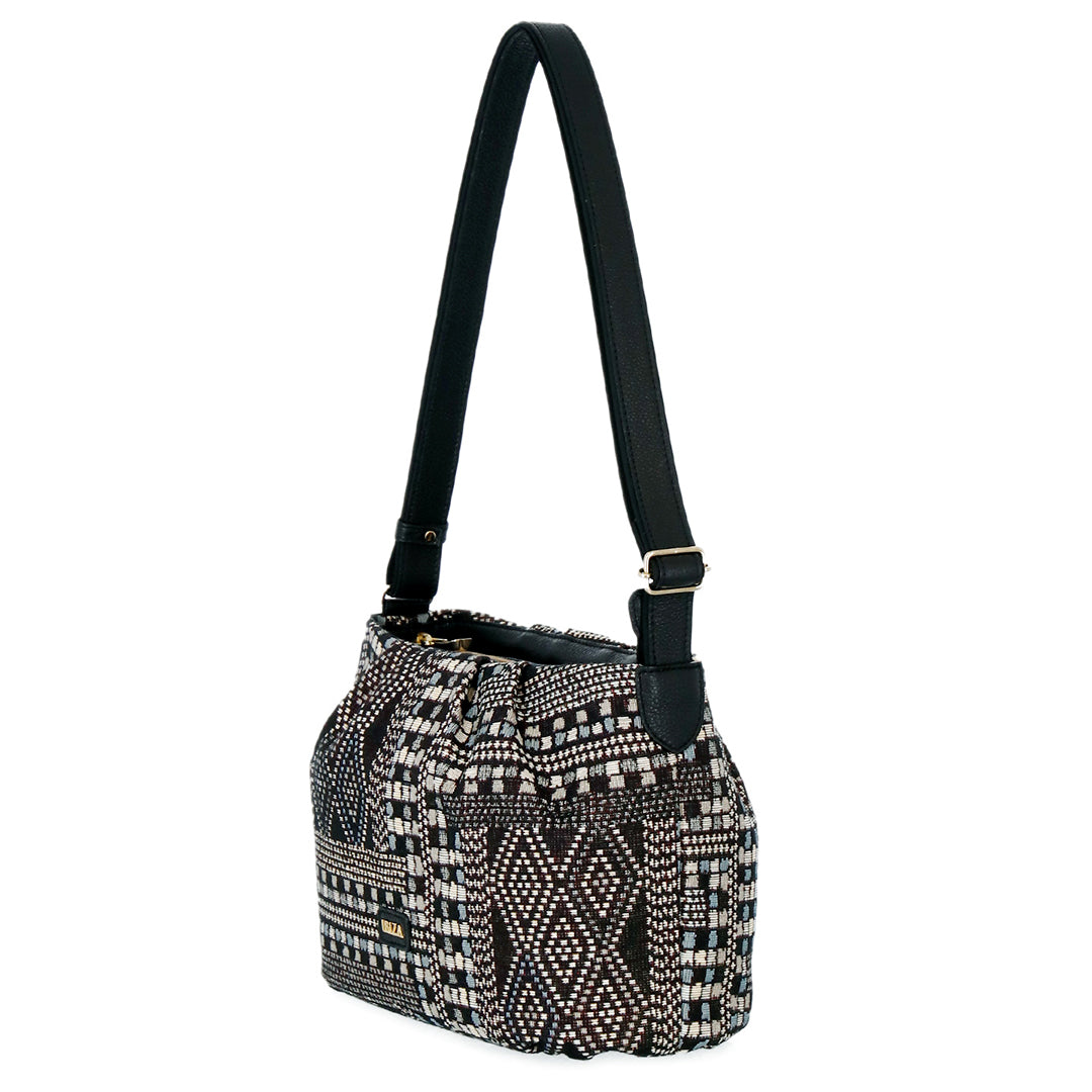 ディーア　ショルダーバッグ