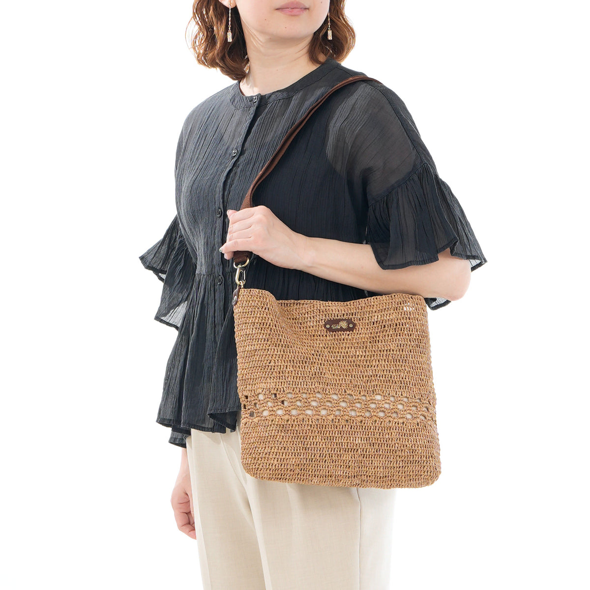 ラフィア　ショルダーバッグ