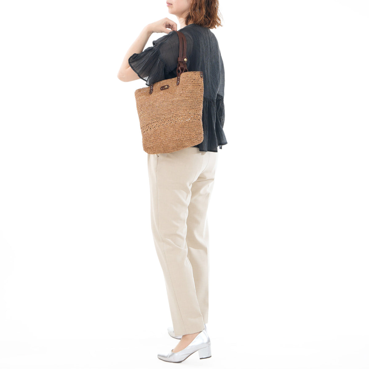 ラフィア　セミショルダーバッグ