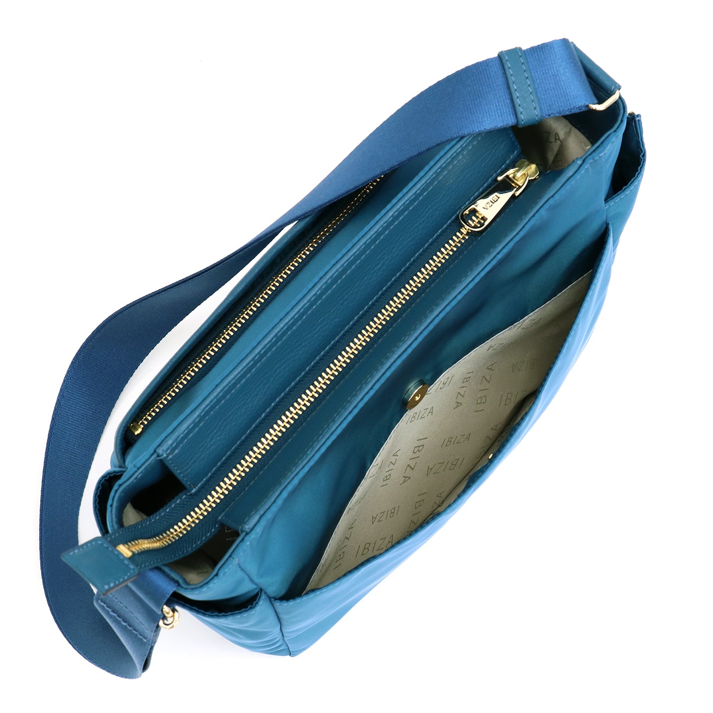 プルクロ　ショルダーバッグ