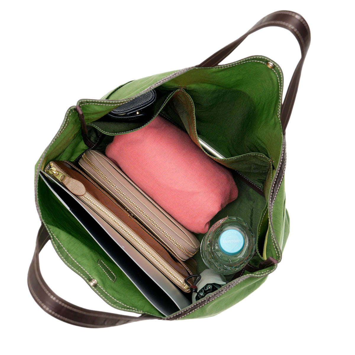 プレシオ　ナイロン　セミショルダーバッグ