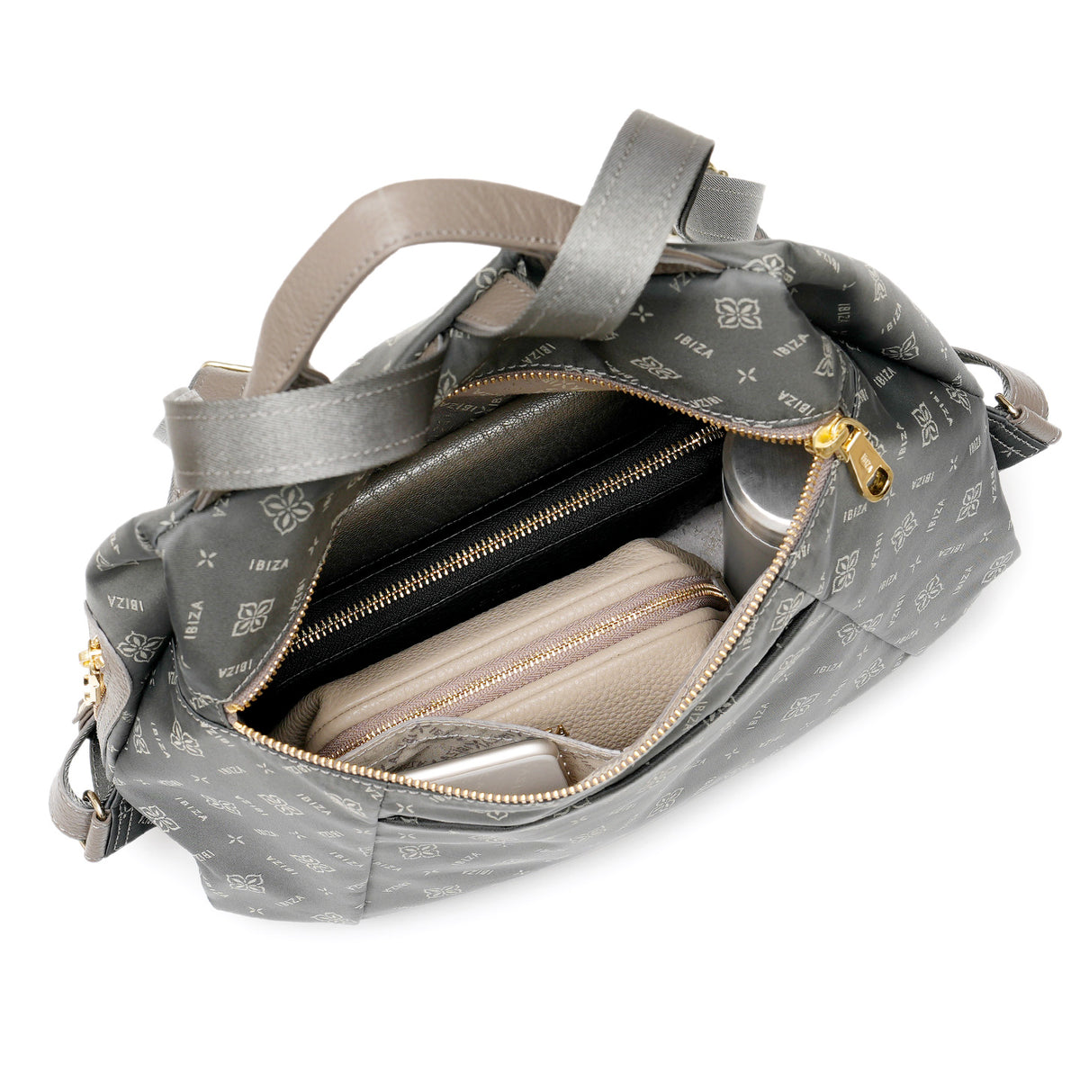 ロゴナイロン　リュック