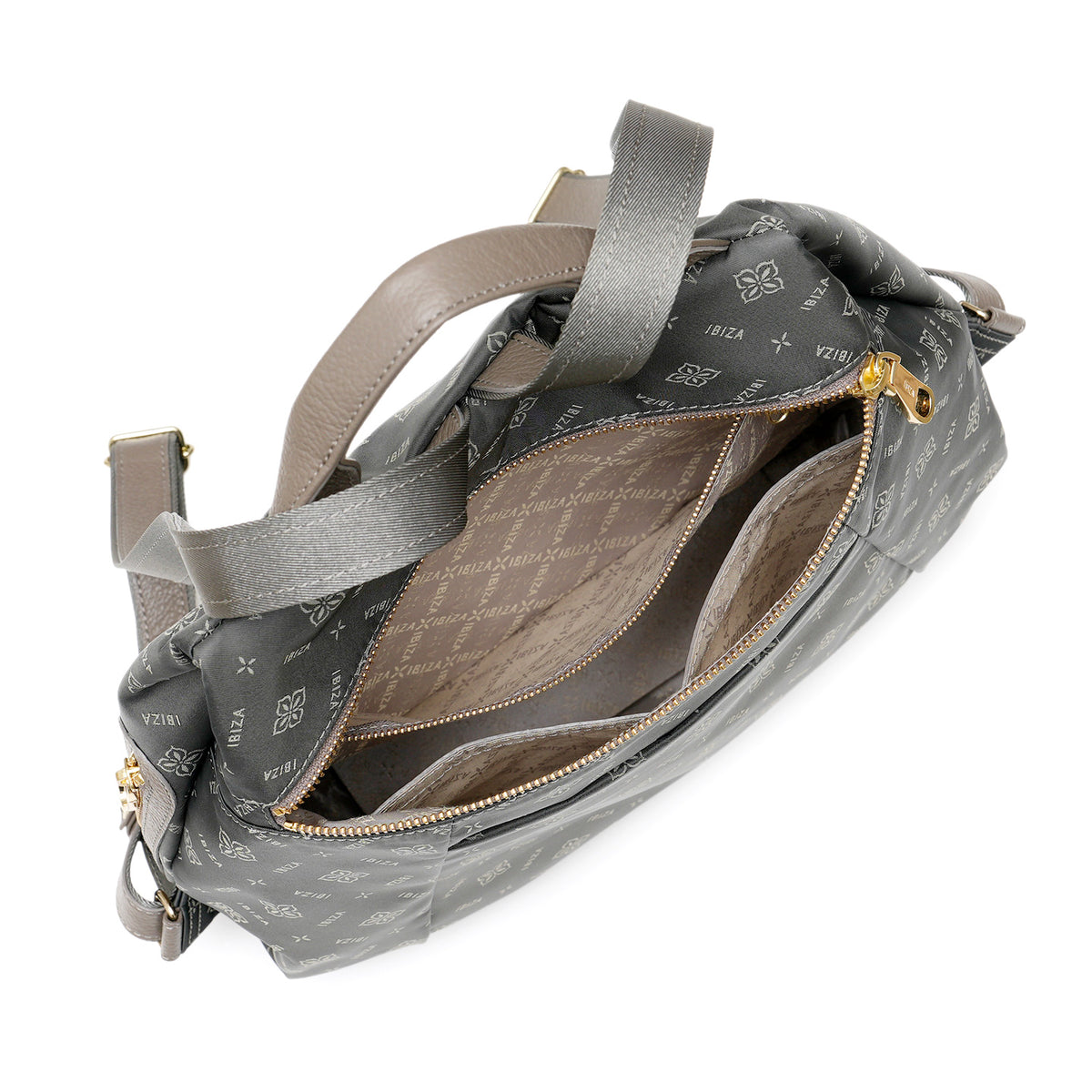 ロゴナイロン　リュック