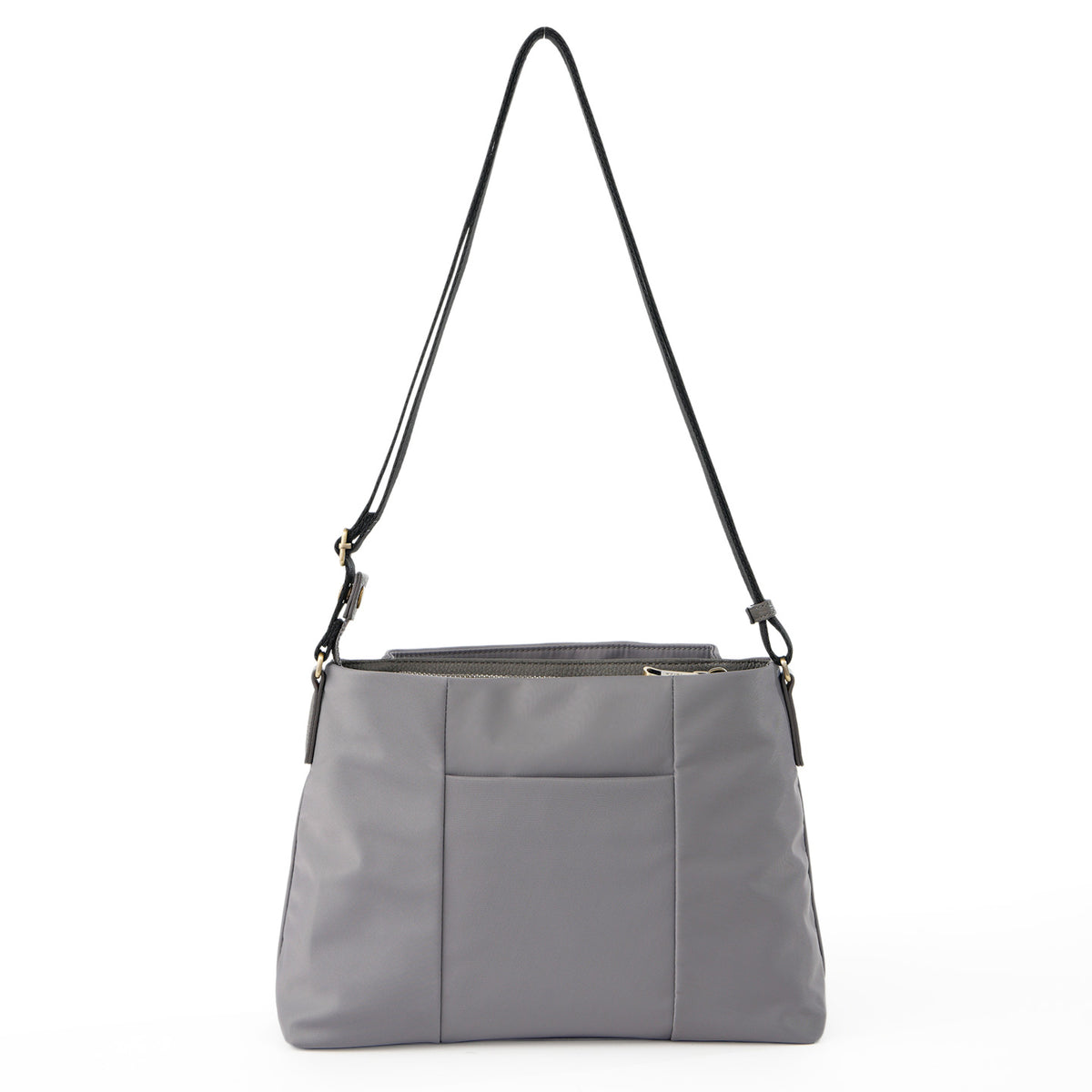 ディアリオ　ナイロン　ショルダーバッグ