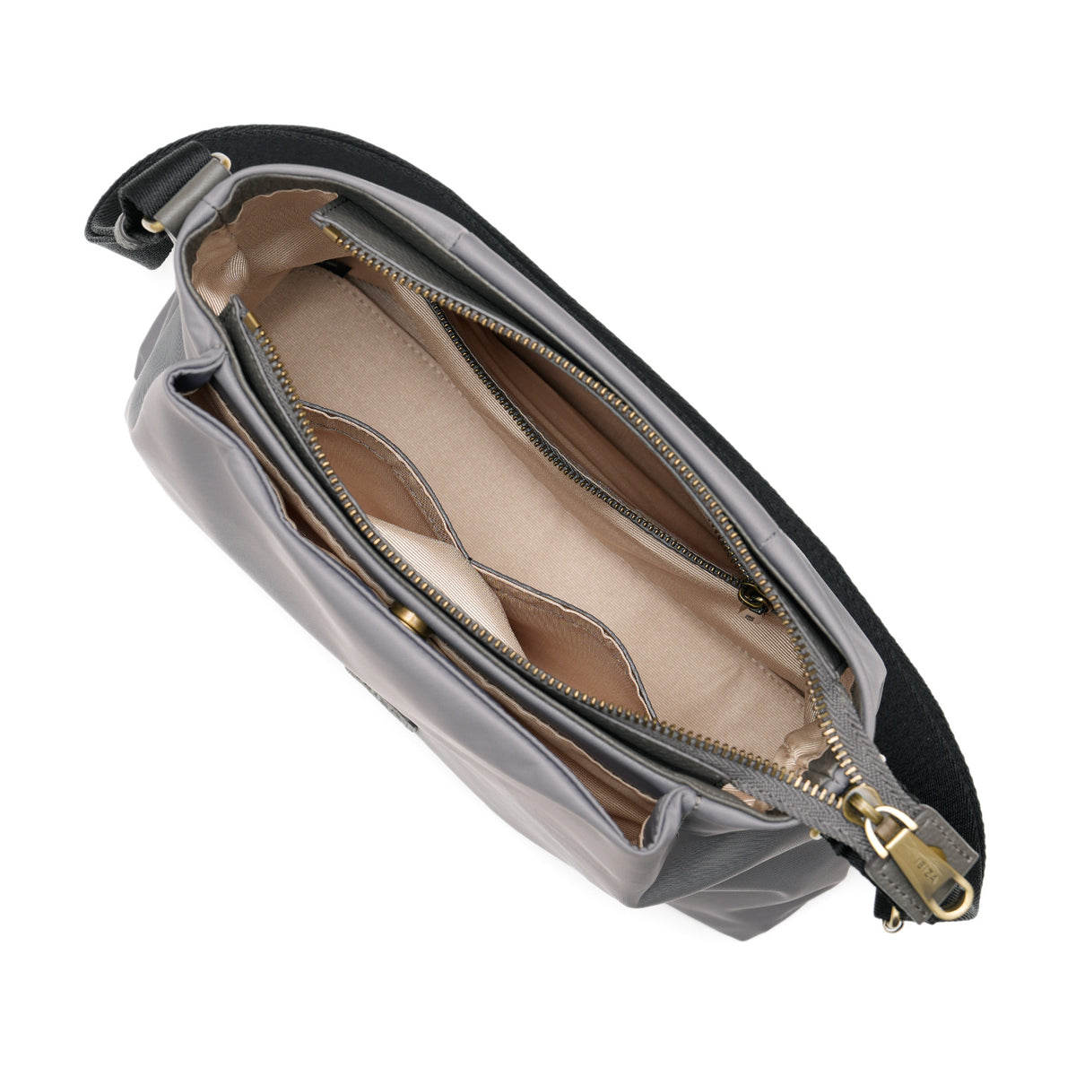 ディアリオ　ナイロン　ショルダーバッグ