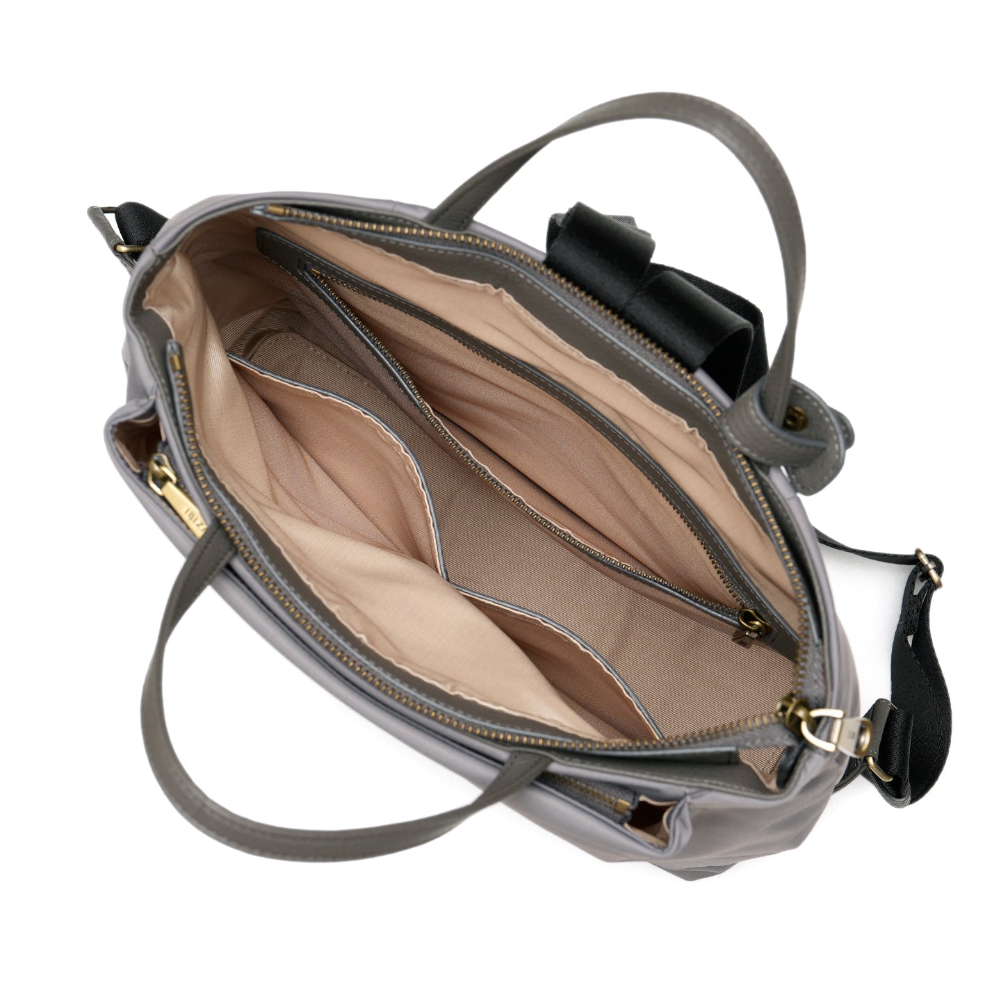 ディアリオ　ナイロン　リュック