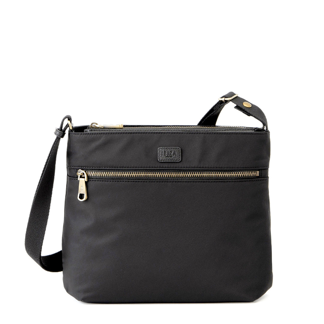 ディアリオ　ナイロン　ショルダーバッグ