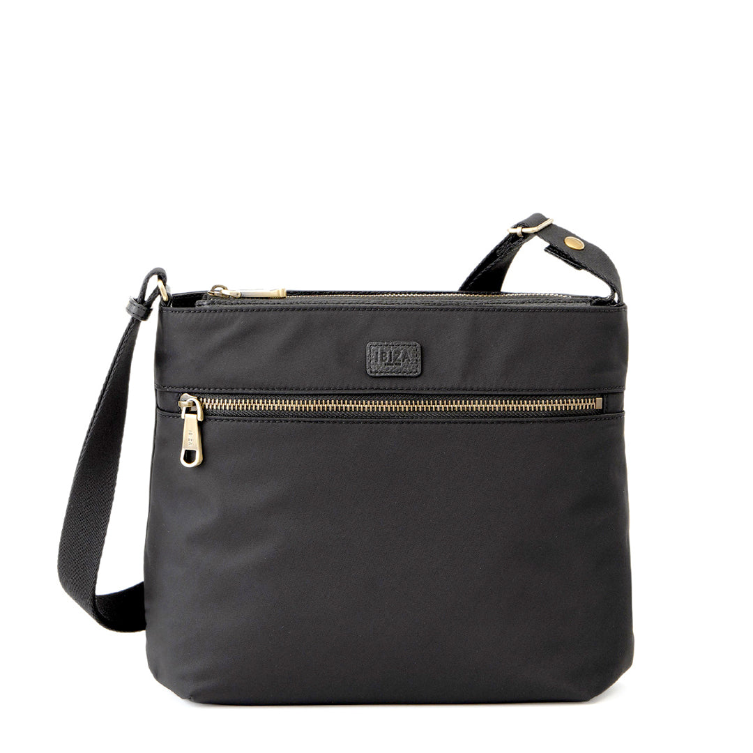 ディアリオ　ナイロン　ショルダーバッグ