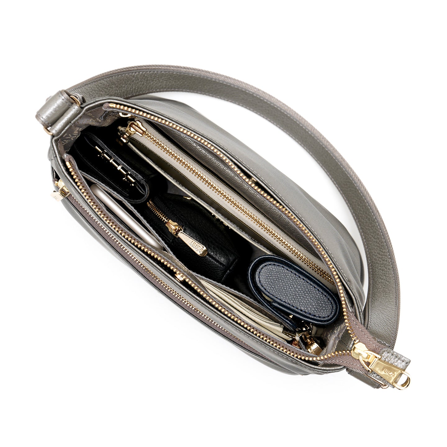 プリード　ナイロン　ショルダーバッグ