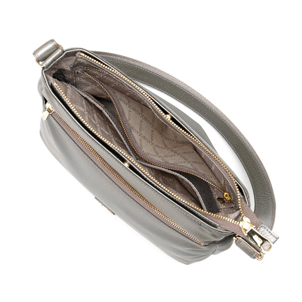 プリード　ナイロン　ショルダーバッグ