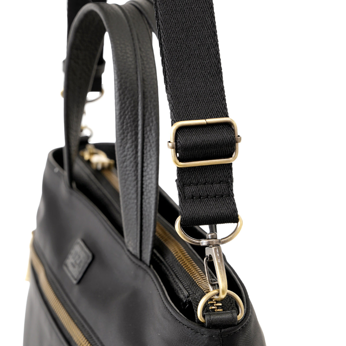 ディアリオ　ナイロン　2WAYバッグ