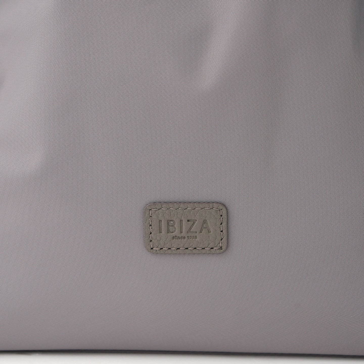 ディアリオ　ナイロン　2WAYバッグ