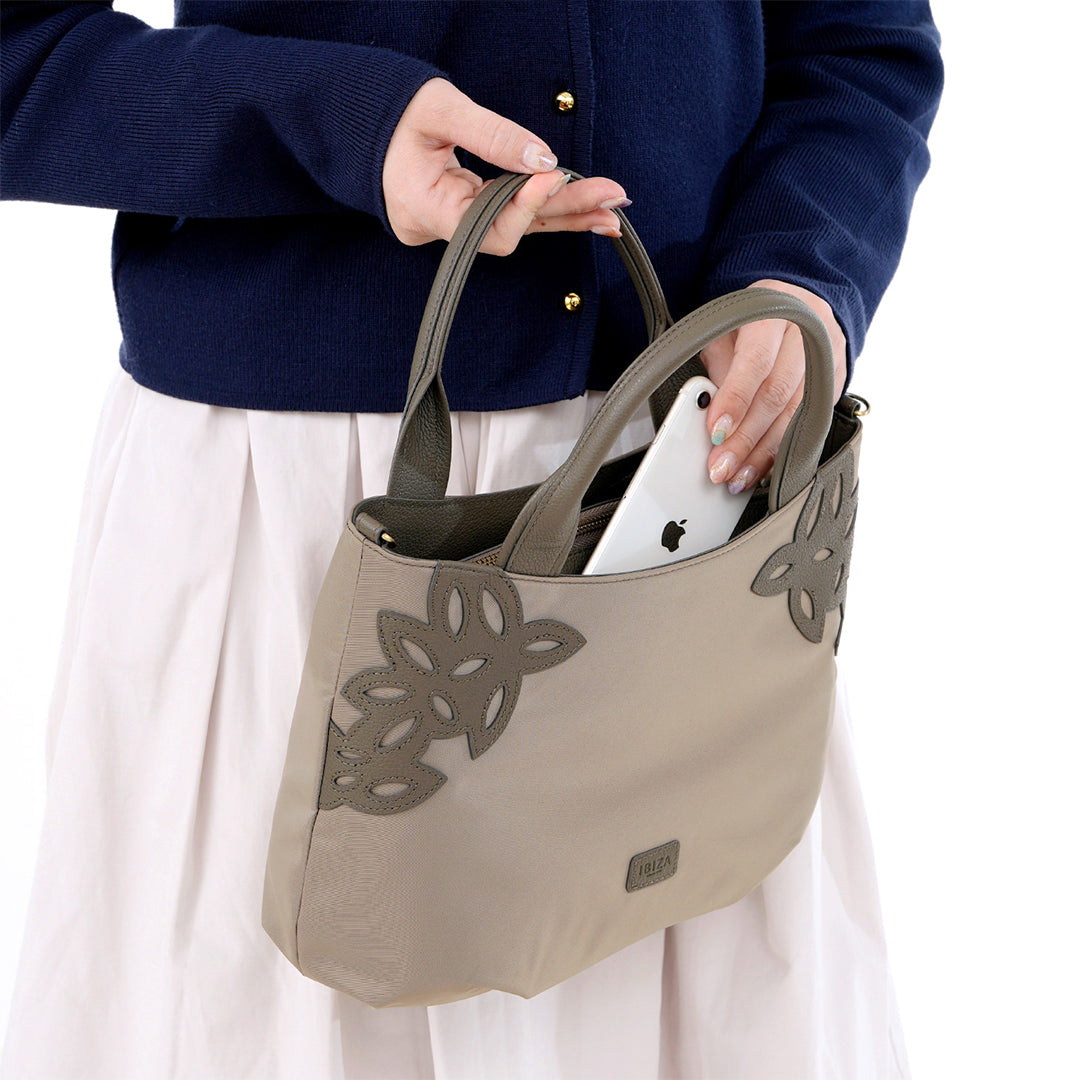 ディアリオ　ナイロン　2WAYバッグ