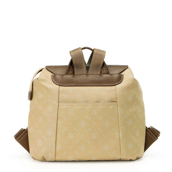 ロゴナイロン リュック – イビサ オンラインショップ