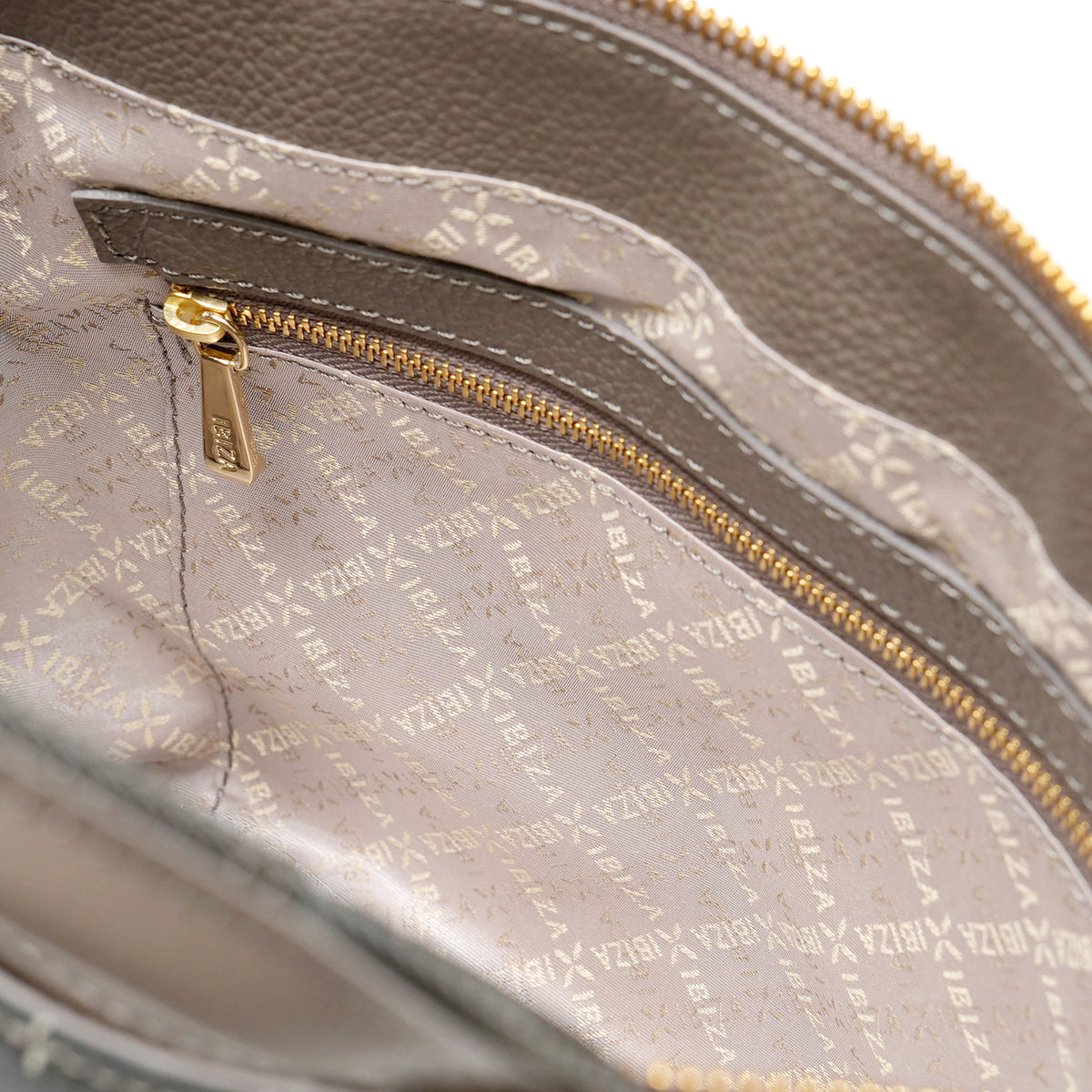 ロゴナイロン　2WAYバッグ