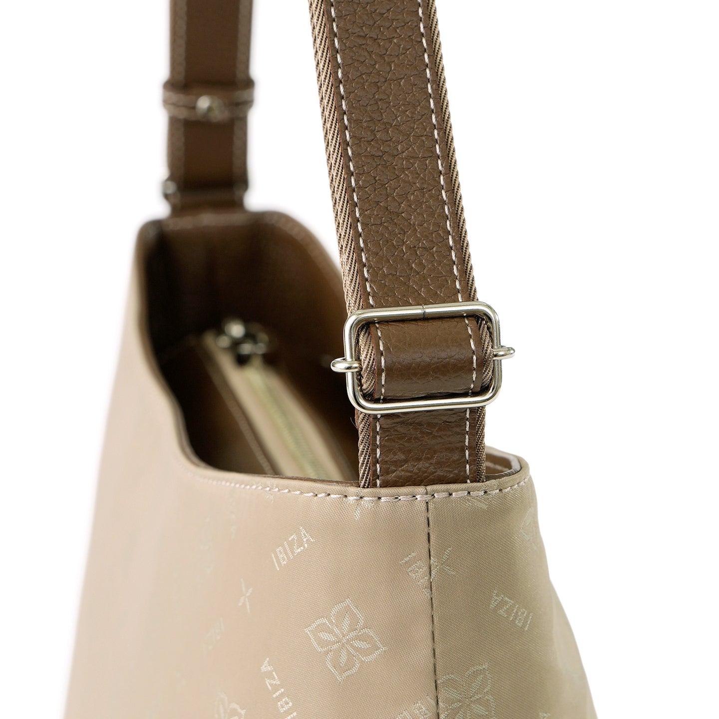 モノグラムナイロン　ショルダーバッグ