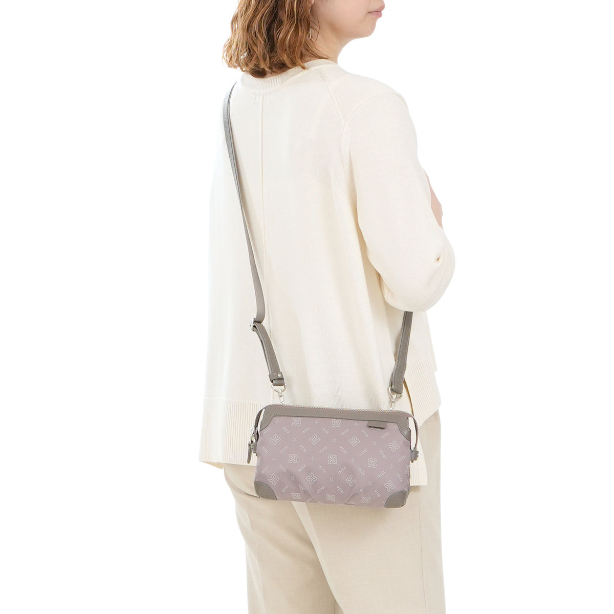 モノグラムナイロン　お財布ポシェット