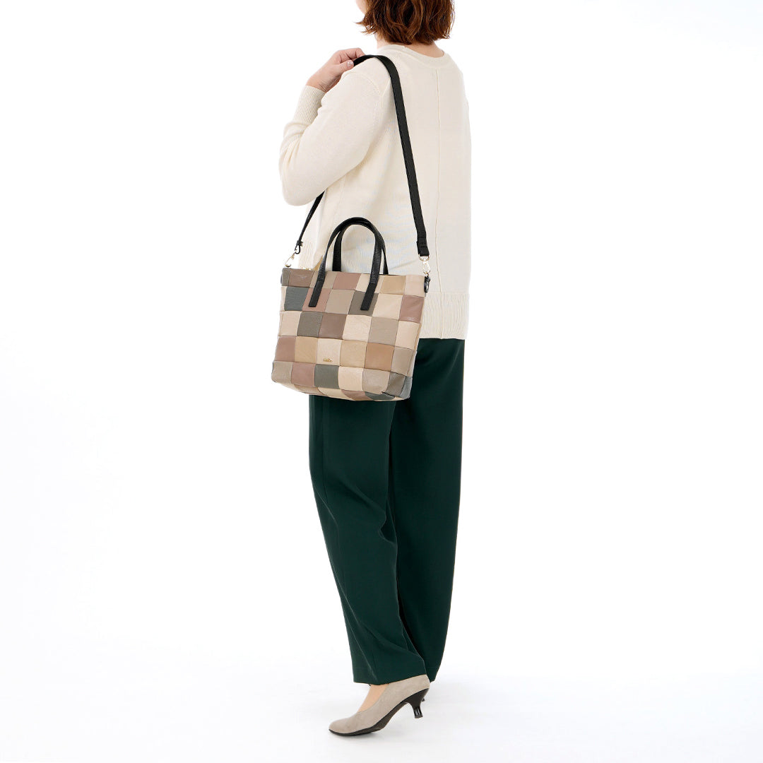 イリサール　2WAYバッグ