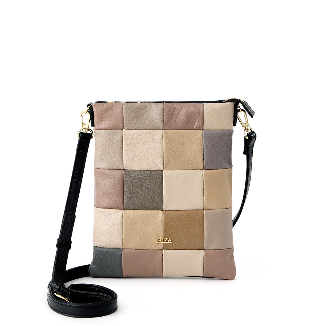 イリサール　ショルダーバッグ (S)