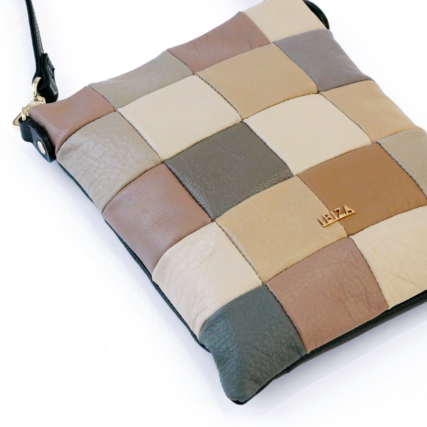 イリサール　ショルダーバッグ (S)