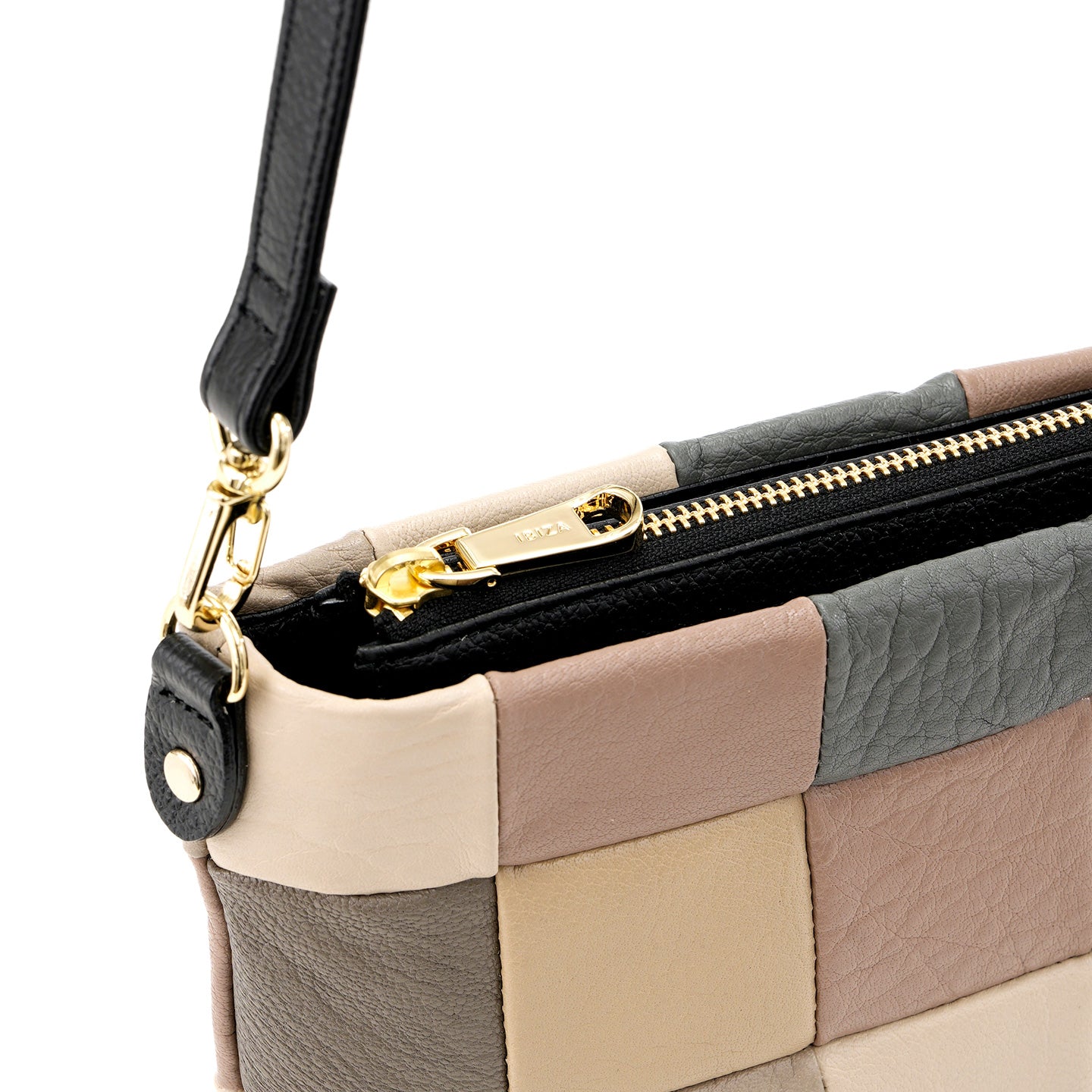 イリサール　ショルダーバッグ (M)