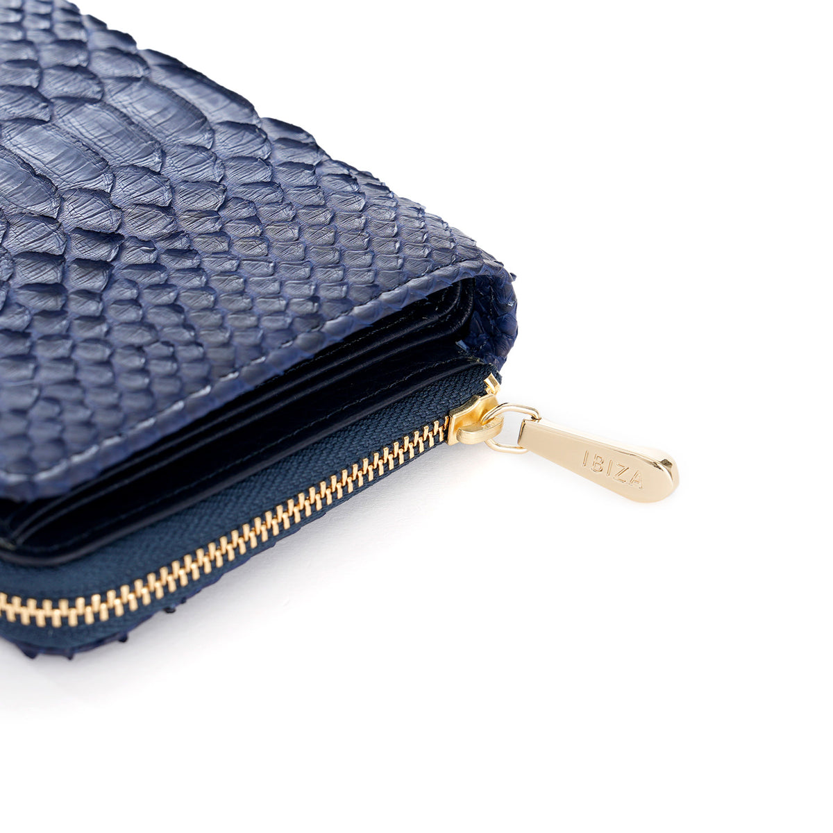 ヘビ革　ラウンドファスナー財布