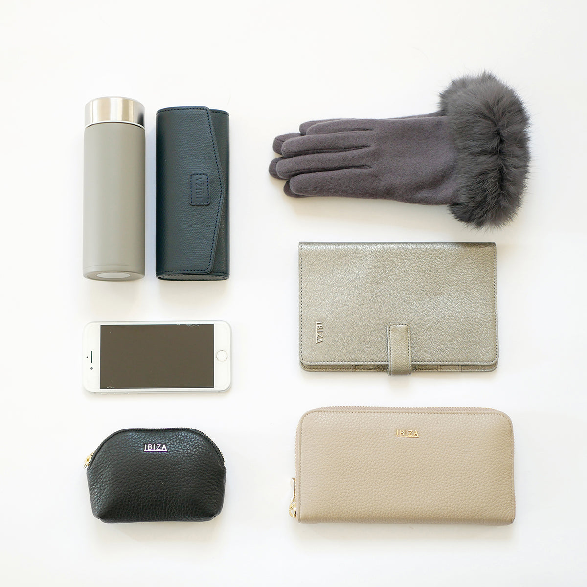 クアドロス　ショルダーバッグ