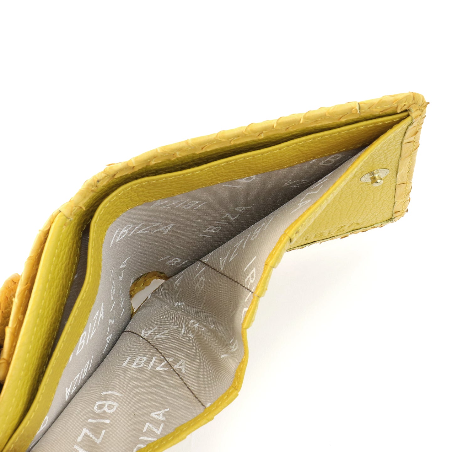 ヘビ革 BOXコインケース付折り財布 – イビサ オンラインショップ